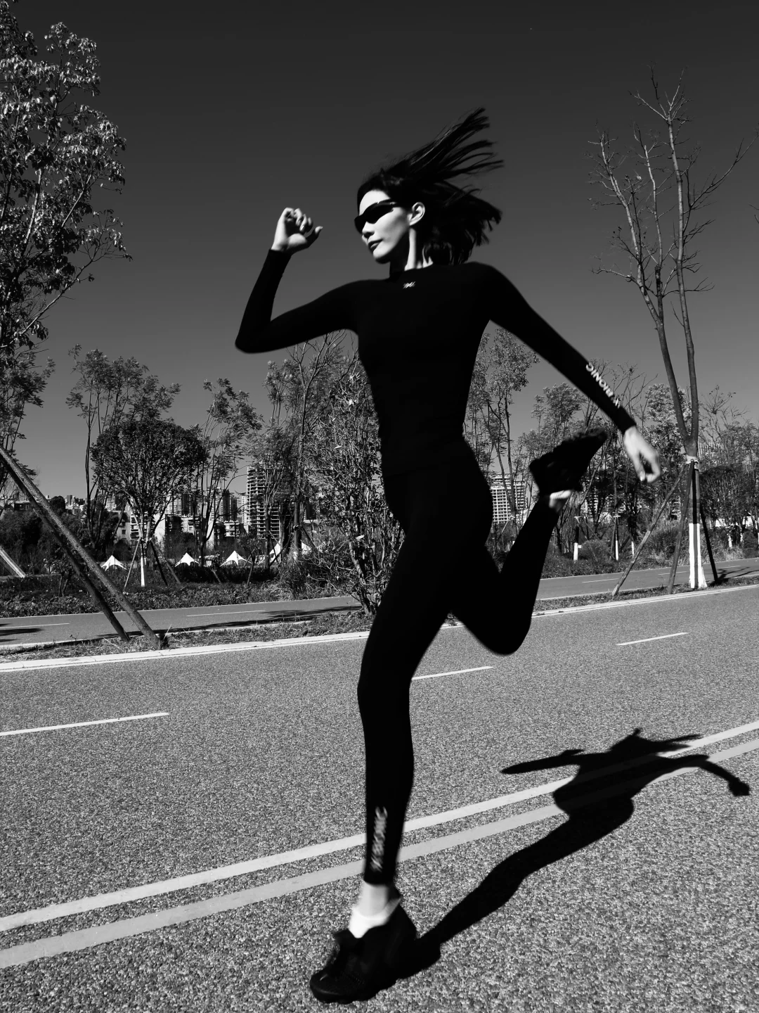 让肌肉有线条 让思想有棱角