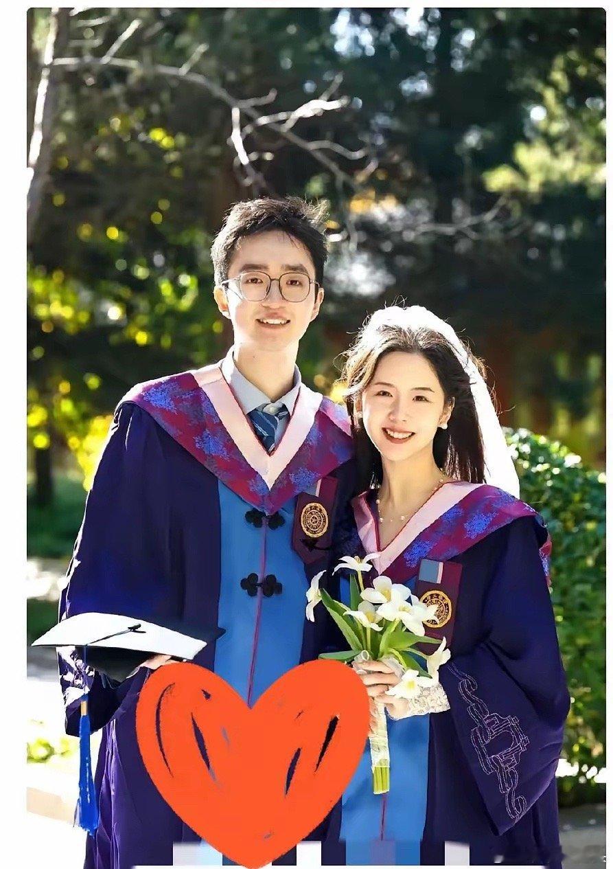 大三女生意外怀孕，和男友去医院检查发现是双胞胎。​男生吓得连夜给老家打电话，没想