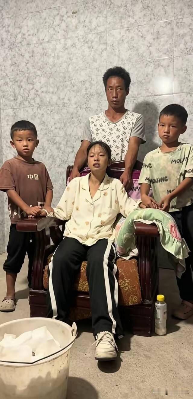 麻绳专挑细处断……这两天刷到云南镇雄偏远山村杨玉敏的事情，心头堵得慌。34岁