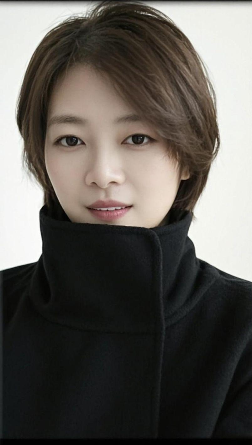 AI短发生活照气质短发穿搭热门清纯甜美