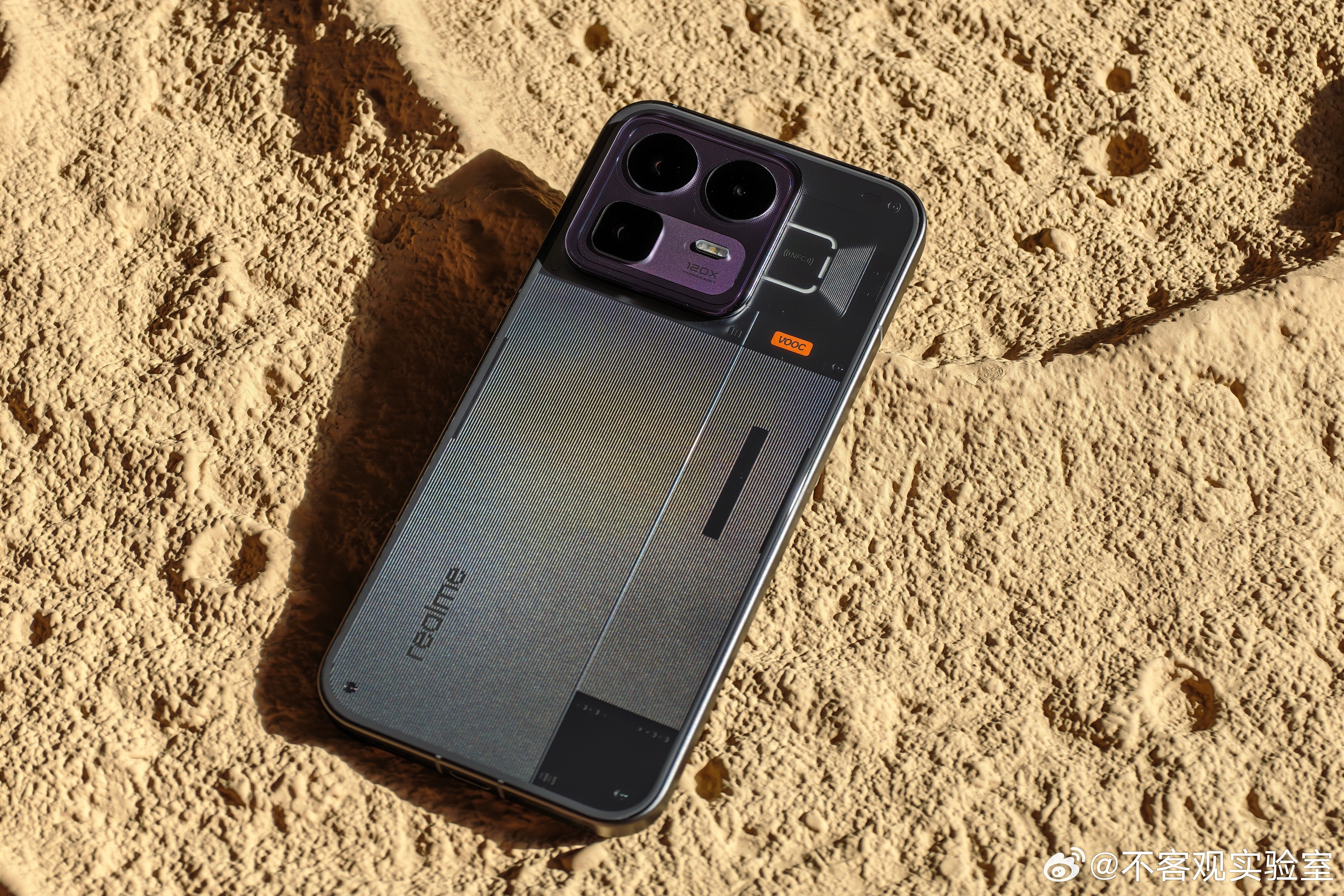 真我Neo8上手，这个半透「机甲灰」很高级真我neo8