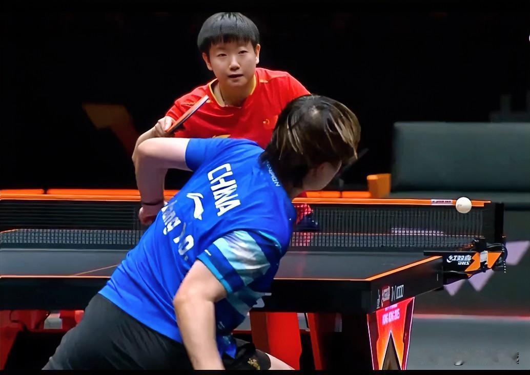 孙颖莎4比0胜王艺迪，孙颖莎晋级世乒联年终总决赛女子单打8强这一场国乒队友之