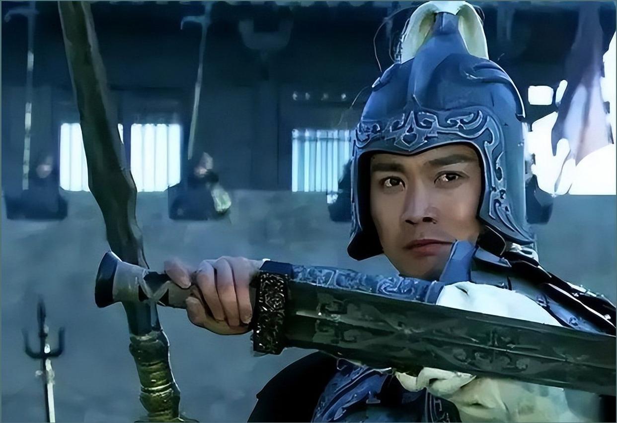 三国中，只有1个超级高手，12个一流猛将，他们都是谁？一、超级高手三国演义