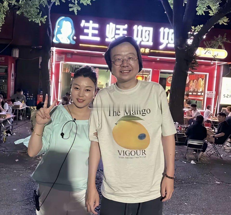 电视上看着一般般，没想到真人巨帅​​​
