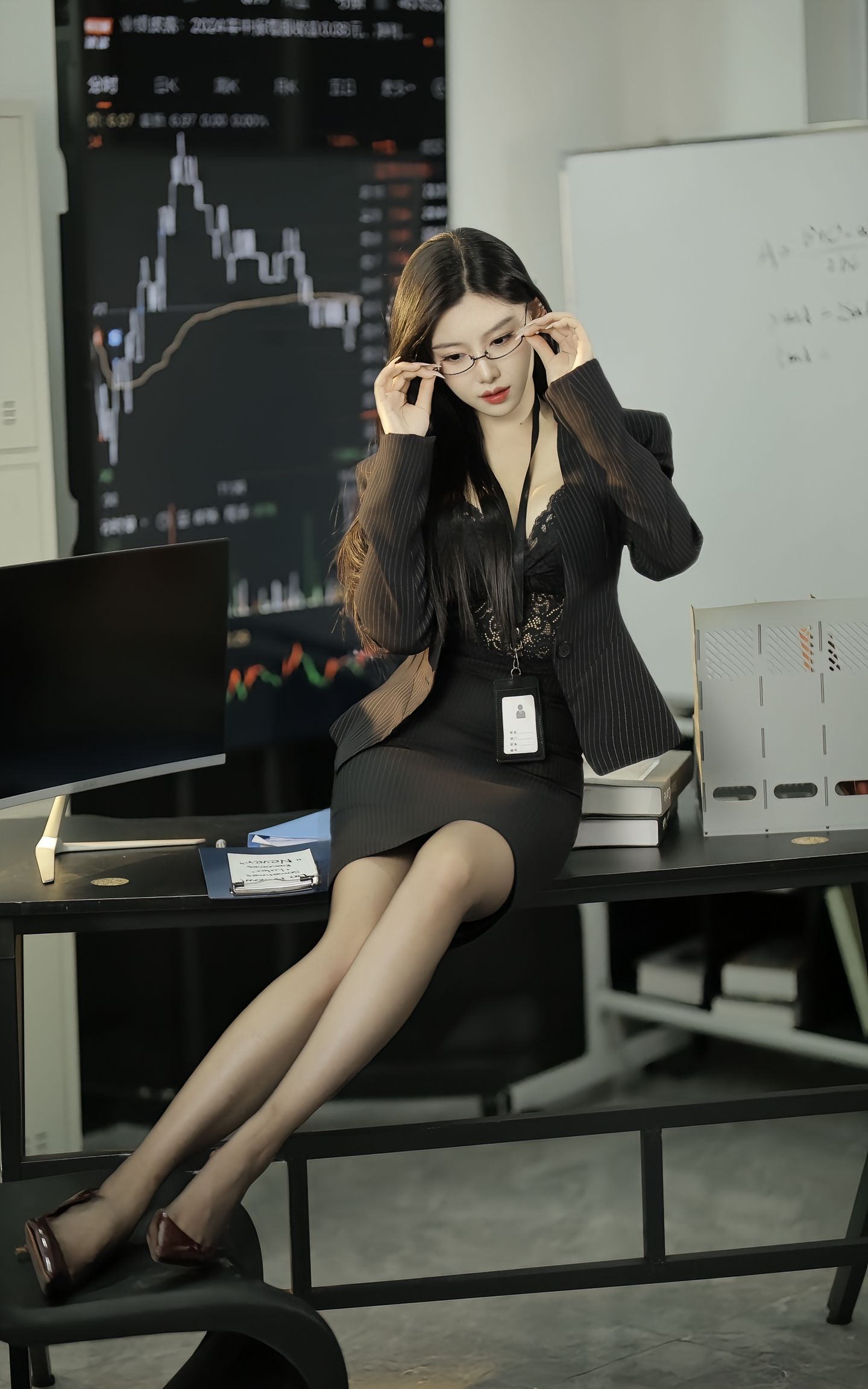 等我有钱了也找一个这样的秘书