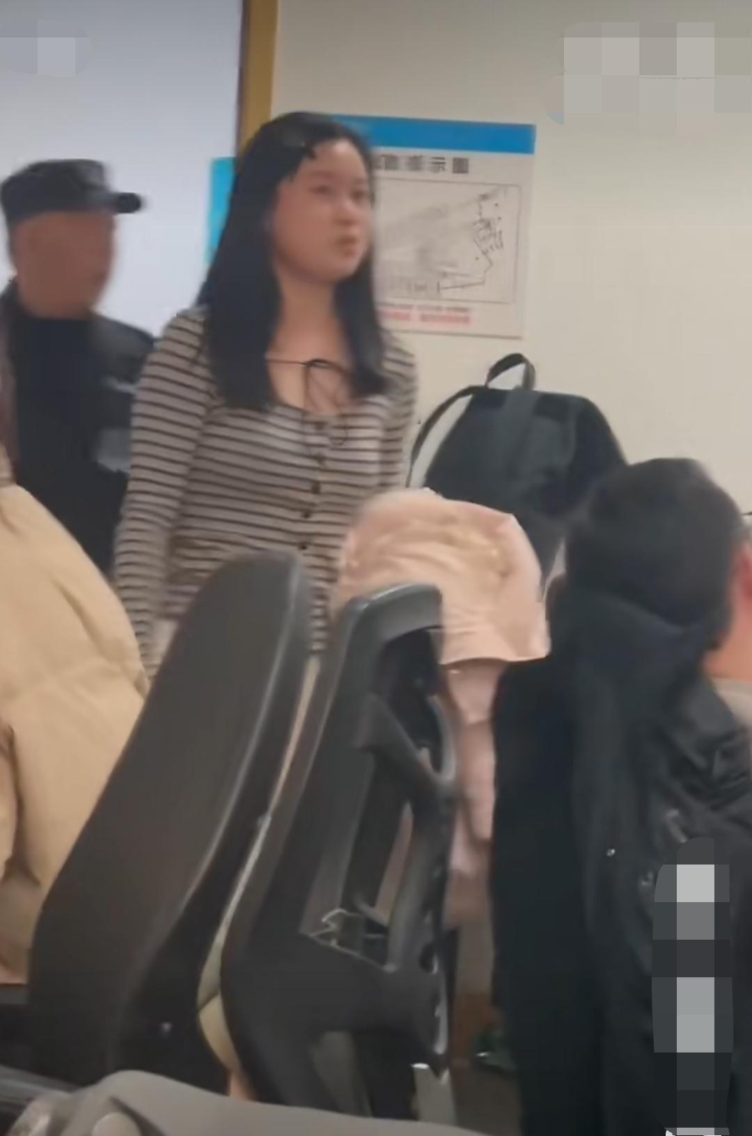 男子欺骗别人感情骗炮，女子直接找上男子所在的公司，对着一众公司同事揭露男子的恶行