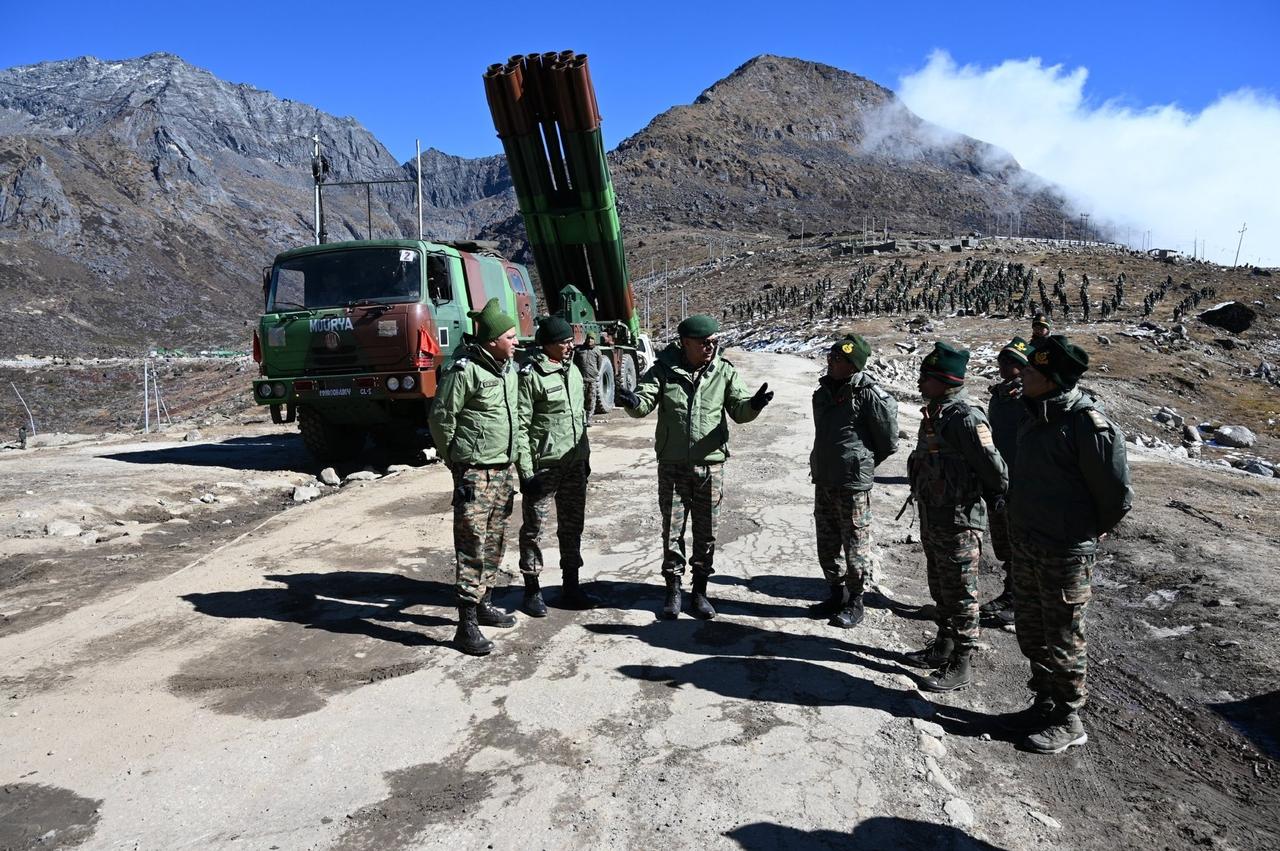 印军第17山地打击军在中印边境举行“梵天神器-2”（Brahmastra-2）