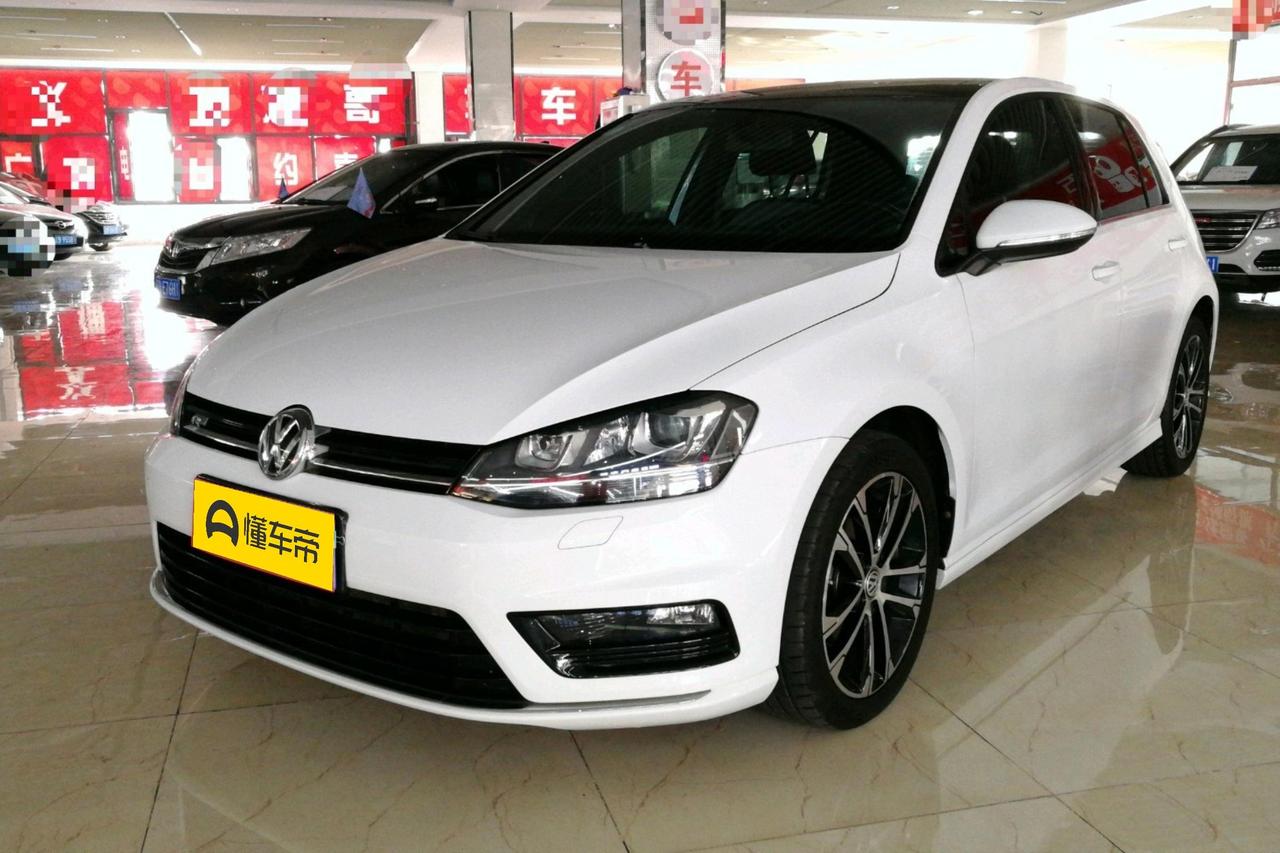 6万8买辆开了七年的手动挡高尔夫，这事儿搁谁身上不得琢磨琢磨是不是魔幻现实主义？