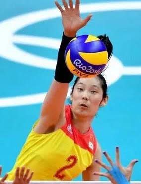 恕我直言！中国女排想要获得奥运门票，不做出改变真的很难获得。2025年世锦赛无缘
