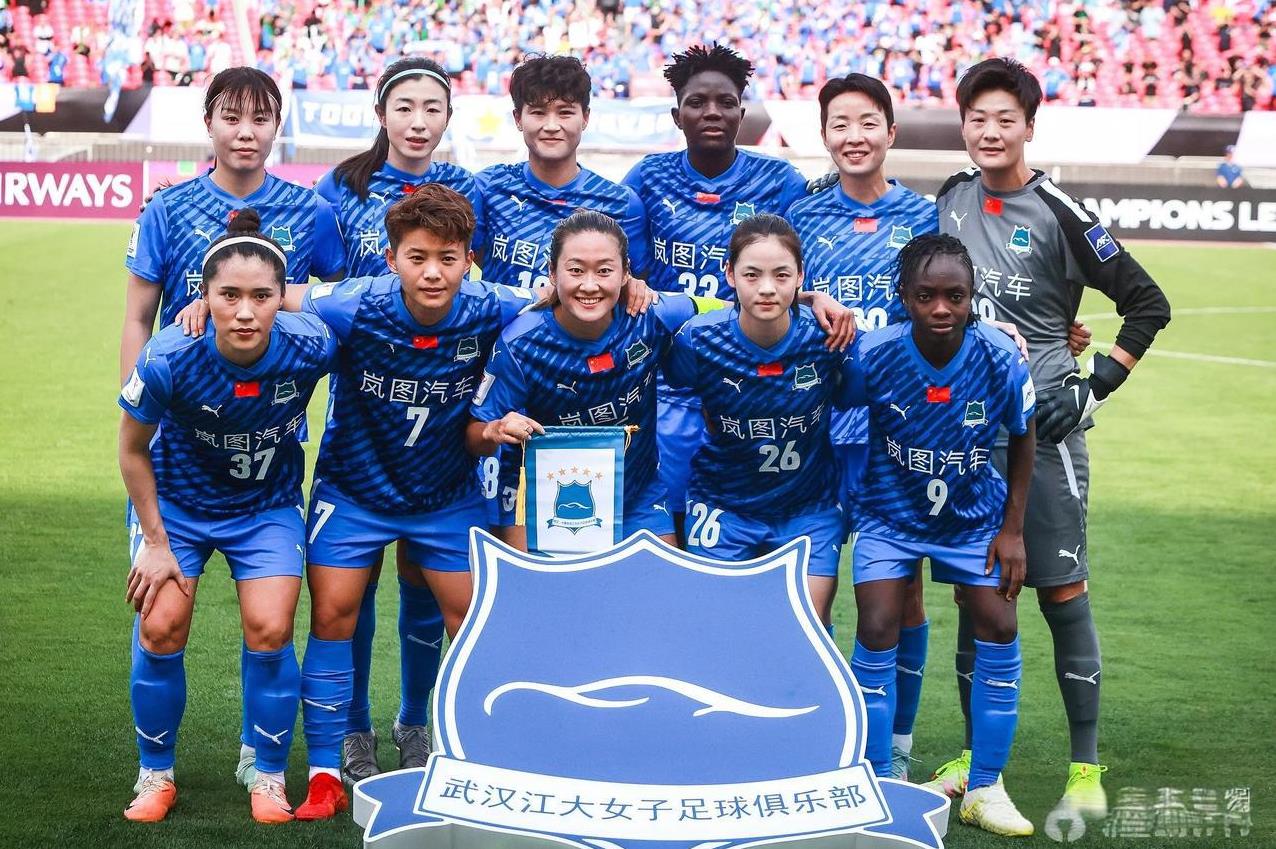 亚冠女足踢点球了！墨尔本全部是手球队啊！踢了70多分钟，墨尔本领先差点杀死了比