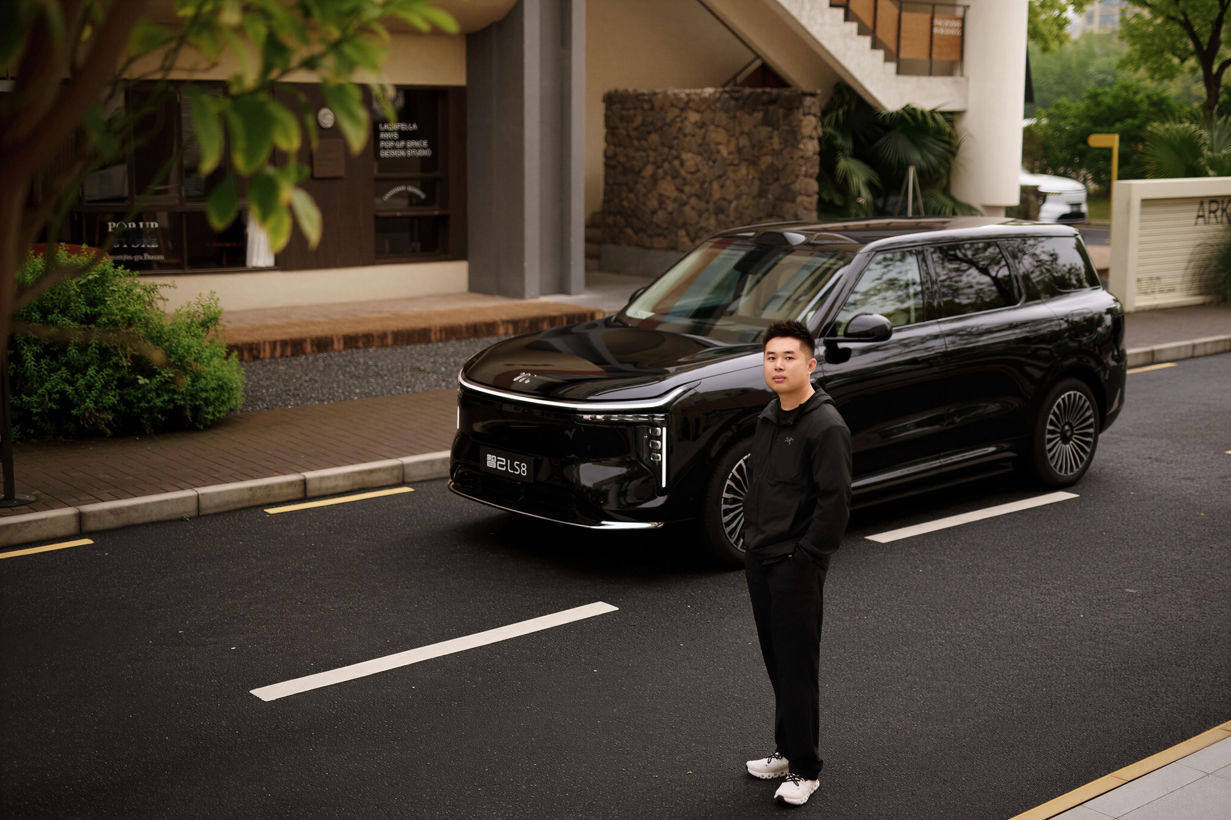 今天拍的这辆智己LS8和我有点搭！！智己LS8将于4月16日上市杭州