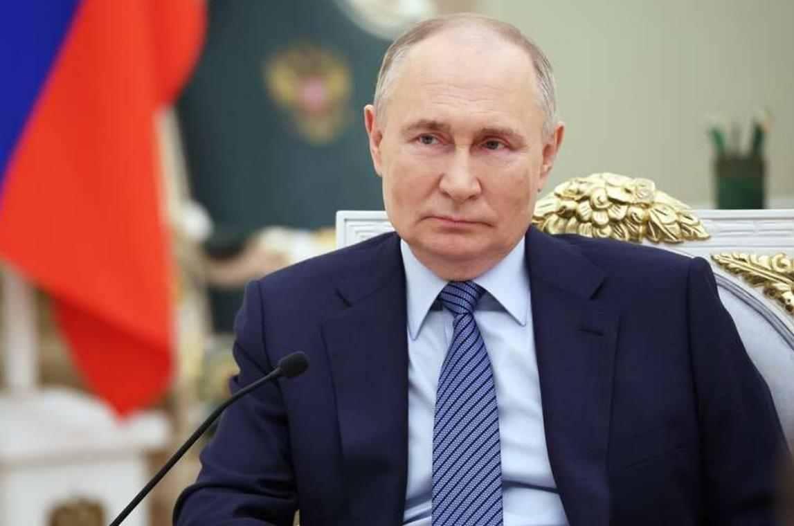 日本核警报拉响，中美围堵升级，东京孤注一掷求生中国这边刚开完年，就发布一份报