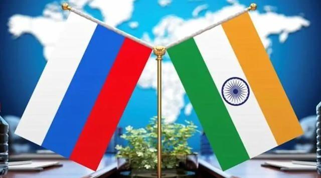 第一面白旗举起，俄罗斯终于看清，关键时刻谁才是真朋友，俄罗斯没想到，第一个扔下白