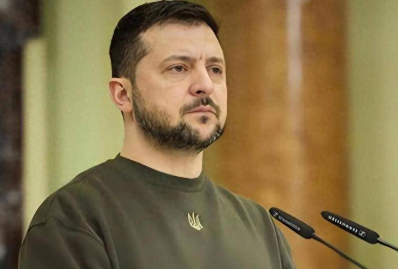 泽连斯基“外逃”传闻背后，印证了他在美国处于什么位置？ 最近，一则爆炸性