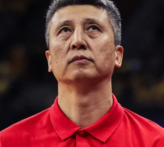 越来越觉得郭士强太适合中国男篮了……在亚洲杯一开始，大家都在质疑郭士强的选人