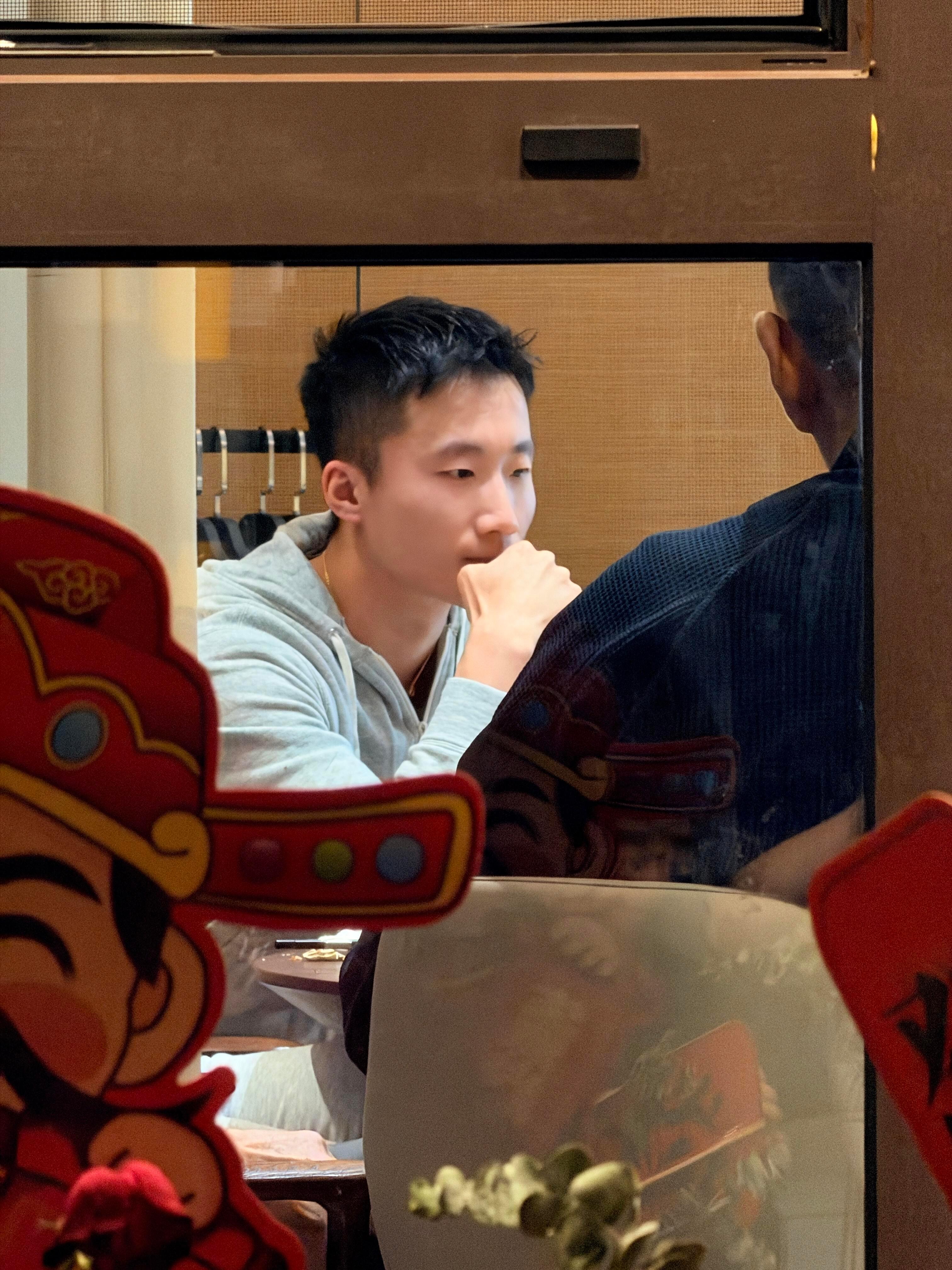陆光祖在江苏被偶遇，阿祖真的要退役不打了吗？[哭哭][哭哭][哭哭]中国羽毛球队[超话