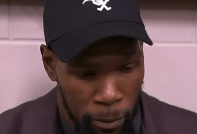 NBA常规赛，休斯敦火箭队以113-108的比分击败奥兰多魔术队。在赛后采访中，