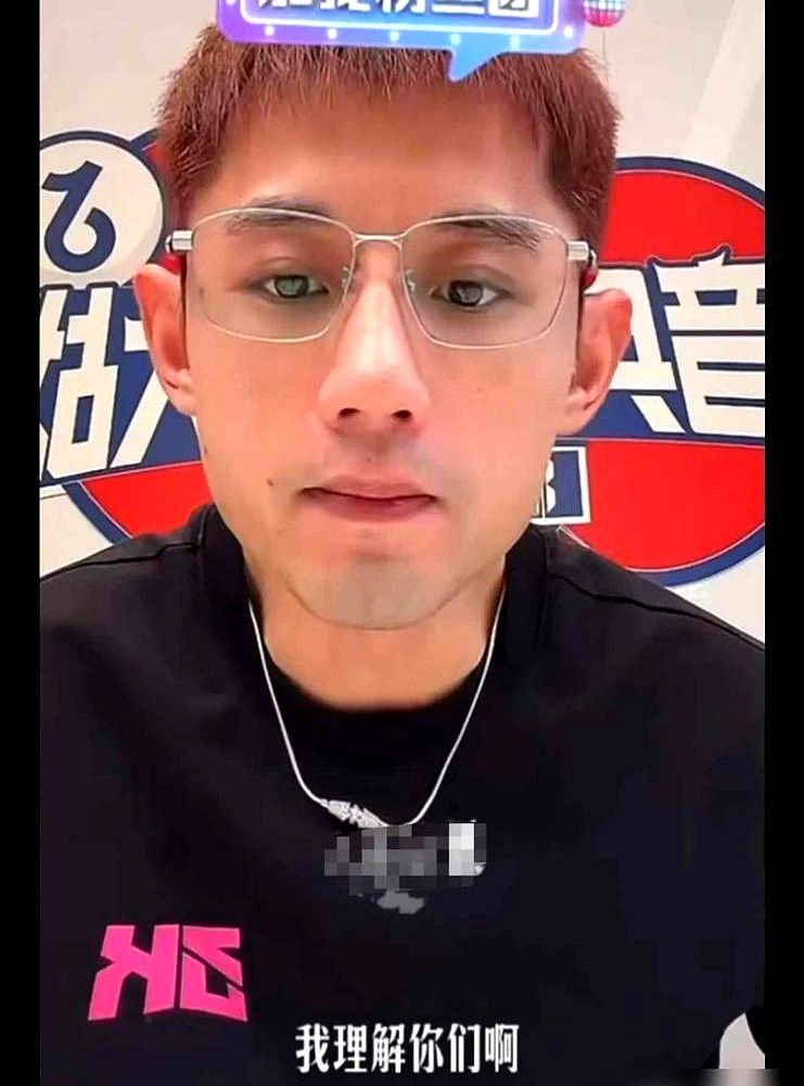 比赛拿了银牌非要说比金牌还贵重，这逻辑实在让人看不懂。林诗栋4比0干脆利落拿下王楚钦，奖杯稳稳留在咱