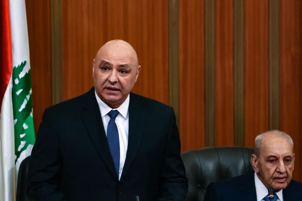 黎巴嫩何去何从，会不会选择一条新路？黎巴嫩是个面积只有1万平方公里，人口607万