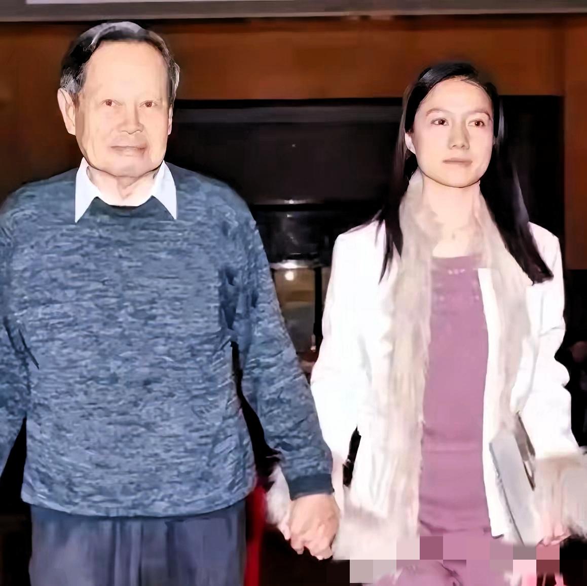 翁帆说分床睡真相！这才是婚姻里最戳人的恩爱谁还在拿“分床睡”说翁帆和杨先生