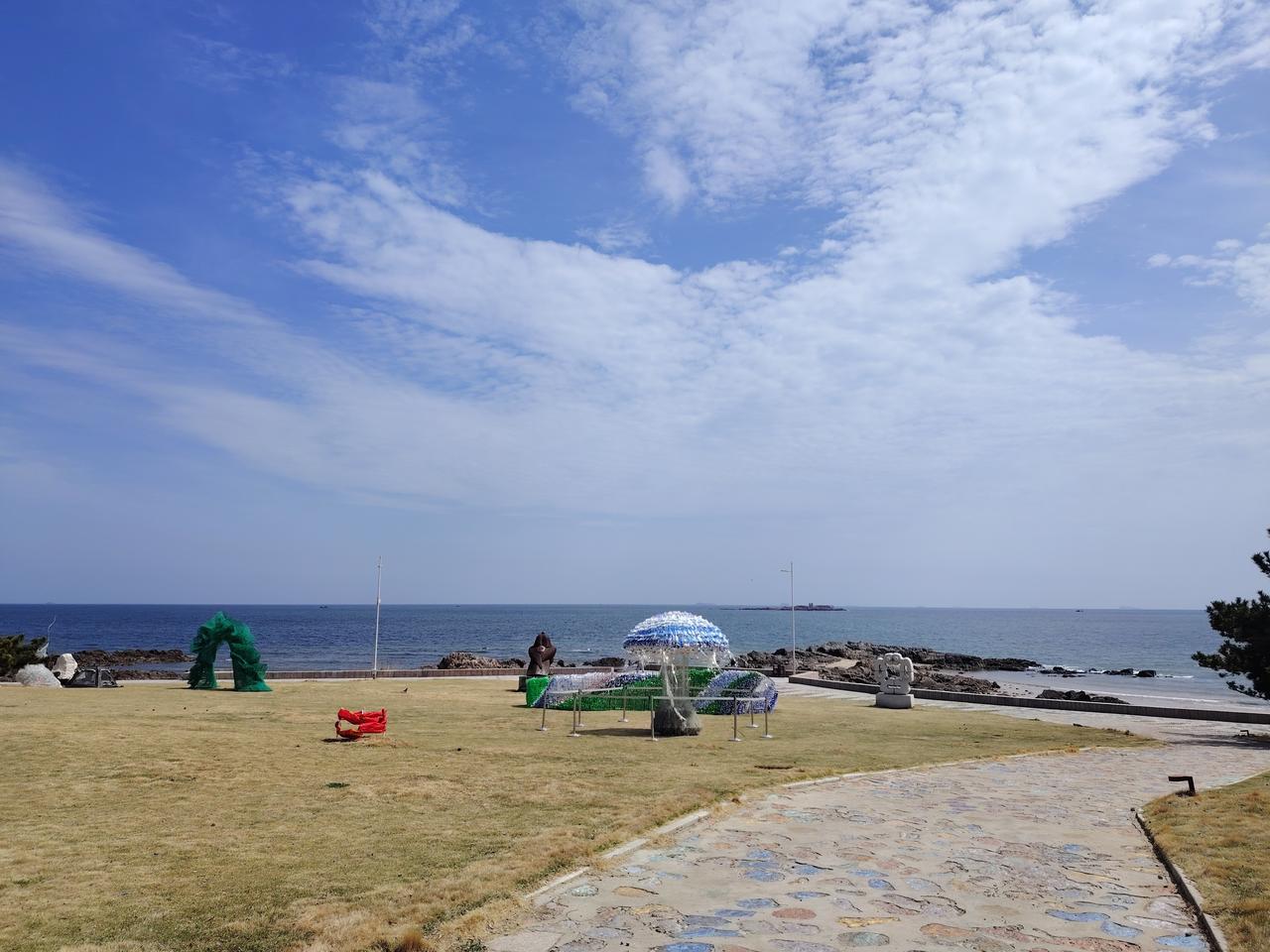 青岛雕塑园正在施工的公共艺术作品，据说是为地球日准备的，还未完工，先睹为快！