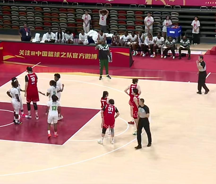 杨舒予又变强了！8月7日晚19:30中国女篮迎来一场含金量十足的热身赛，非洲的