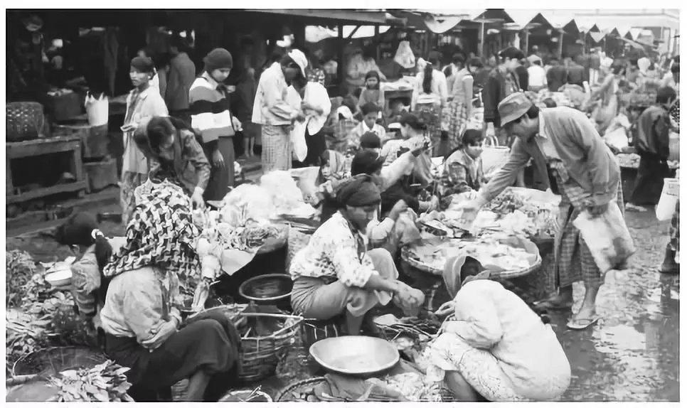 缅甸那场打了整整70年的内战，根本不是外界以为的什么军阀争霸。1948年1月