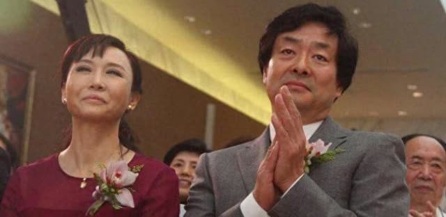 国家一级演员濮存昕，女儿嫁农村小伙，不但不收彩礼，还倒贴50万做嫁妆。女儿的对象