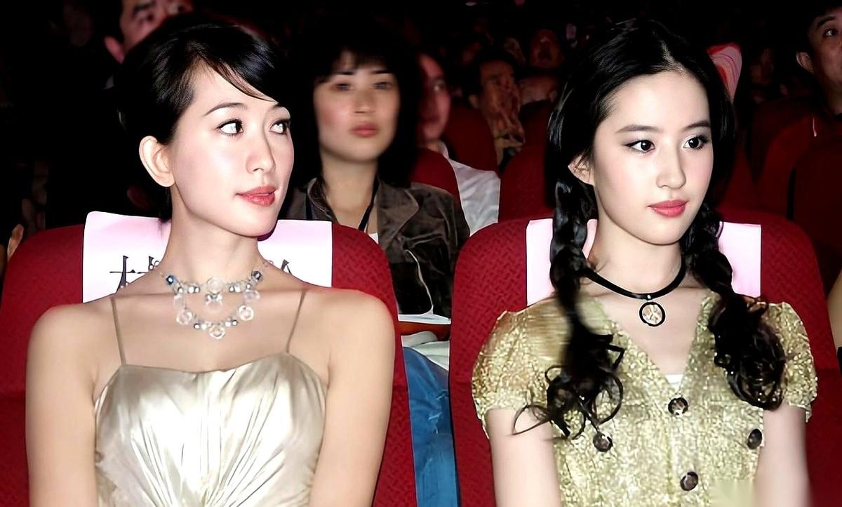 那个对着刘亦菲翻白眼的姐姐，我其实特理解她。真的，这事儿吧，你得代入进去想。