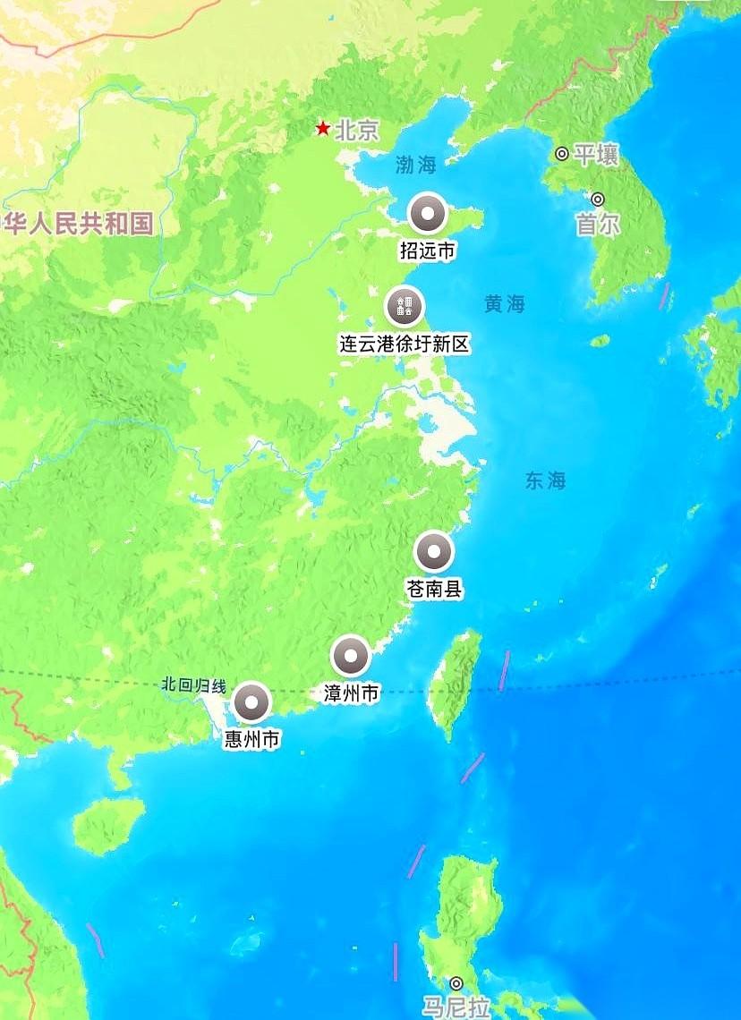 昨晚央视就那么几句话，我却听出了一身鸡皮疙瘩。从北到南，一排巨型“充电宝”正在