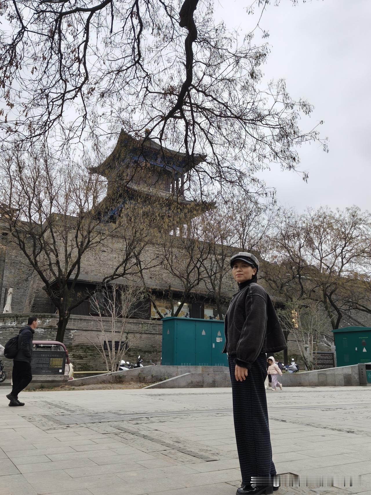 全网还能找到第二个我吗？我老公四十岁就残了，我不离不弃照顾他。他不能走路时，