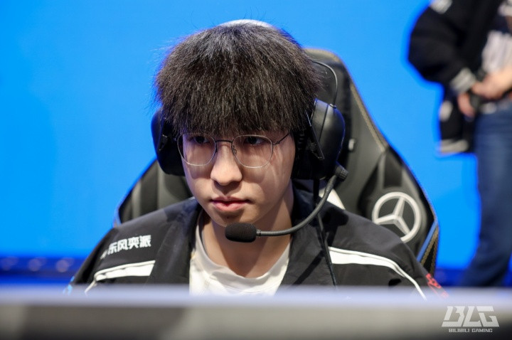 疑似Elk粉丝晒和Elk短信记录: 你说我愿意相信是我的事, 那好吧, 对不起