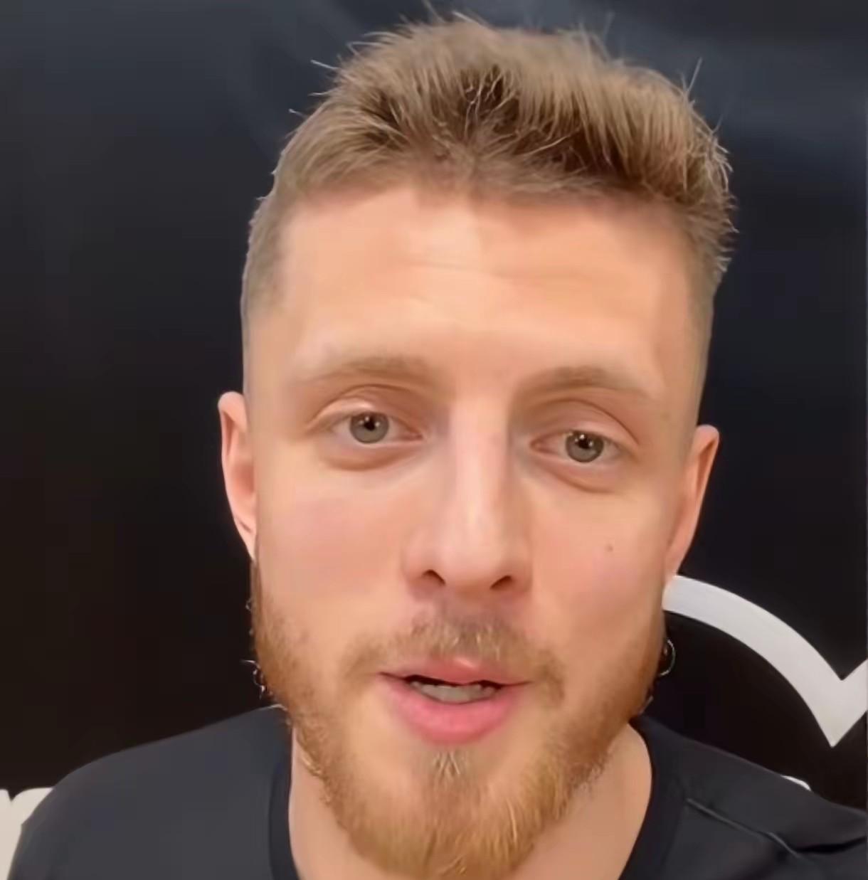 哈滕还是有点不地道，作为周琦的前队友，他却不吝言辞赞扬杨瀚森，他认为后者的成就将