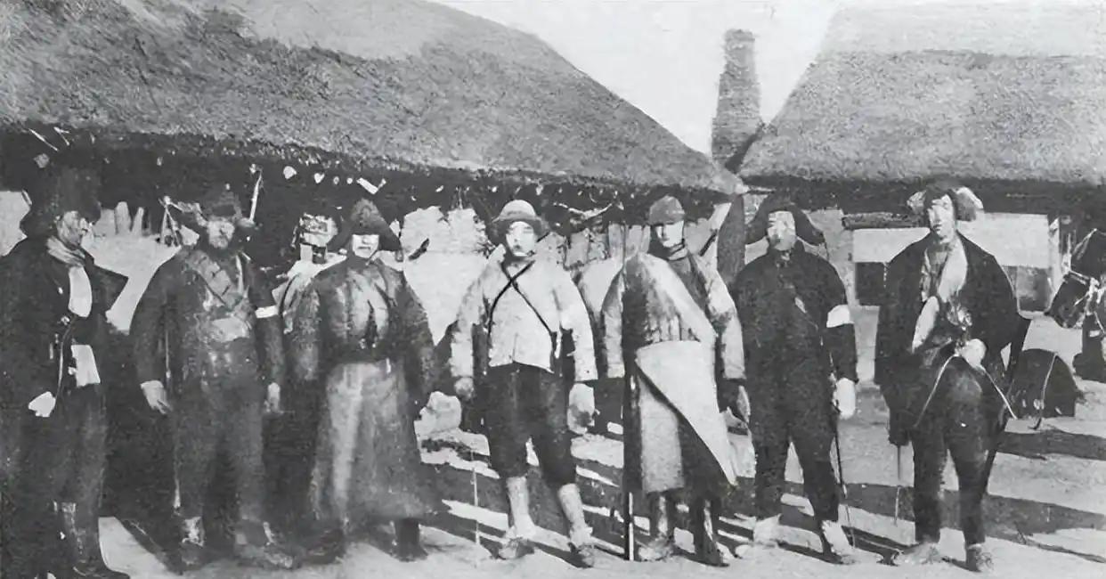1933年，东北抗日义勇军第五军区司令高荫周在康平被日军包围俘虏后，一名日军将领