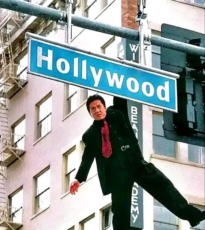 《尖峰时刻4》重启，但导演的争议太大了。快20年了，《尖峰时刻》系列终于官宣