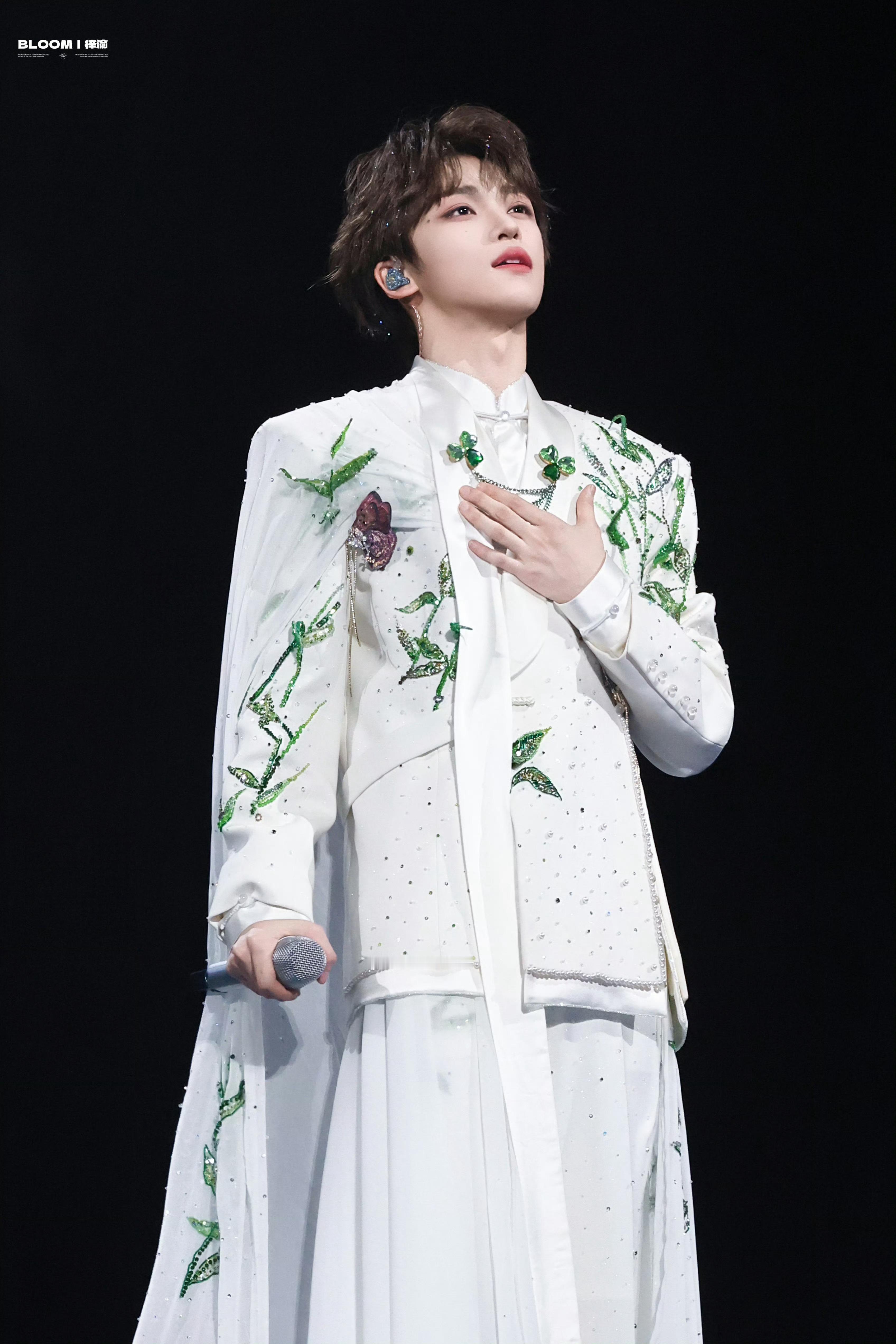 梓渝演唱会今天是梓渝演唱会厦门站最后一场，也是本轮巡演的收官场，上次说即将告一段