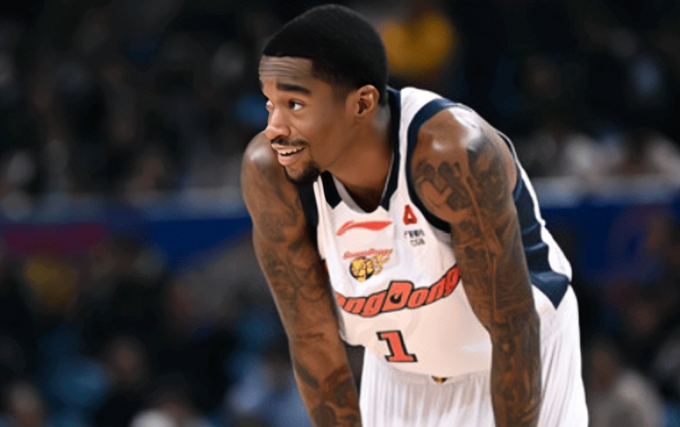 萨姆纳广东首秀伤退！广东男篮轻取广州。CBA俱乐部杯小组赛，广东和广州的比赛，这