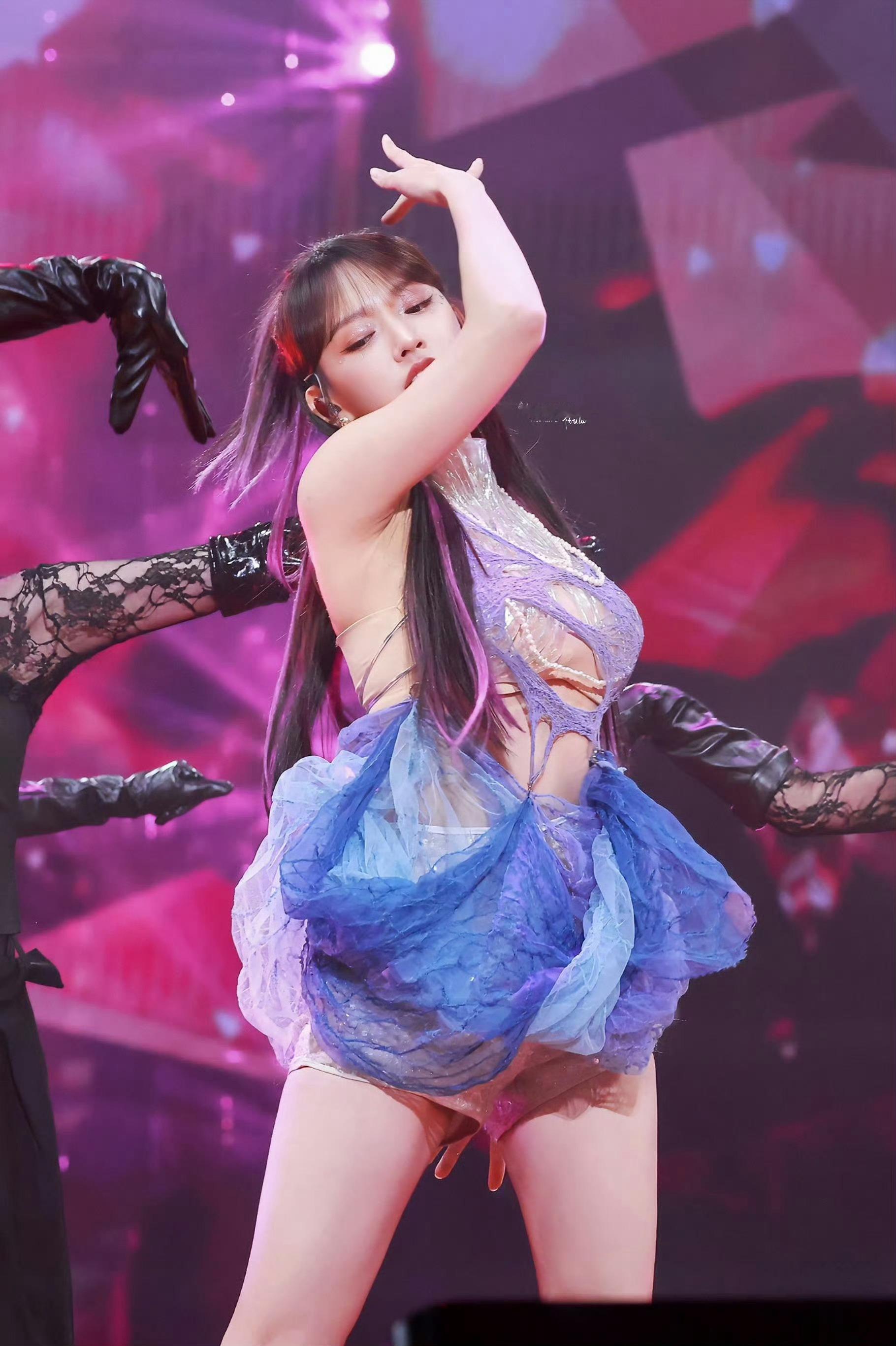 程潇程潇😘​​​