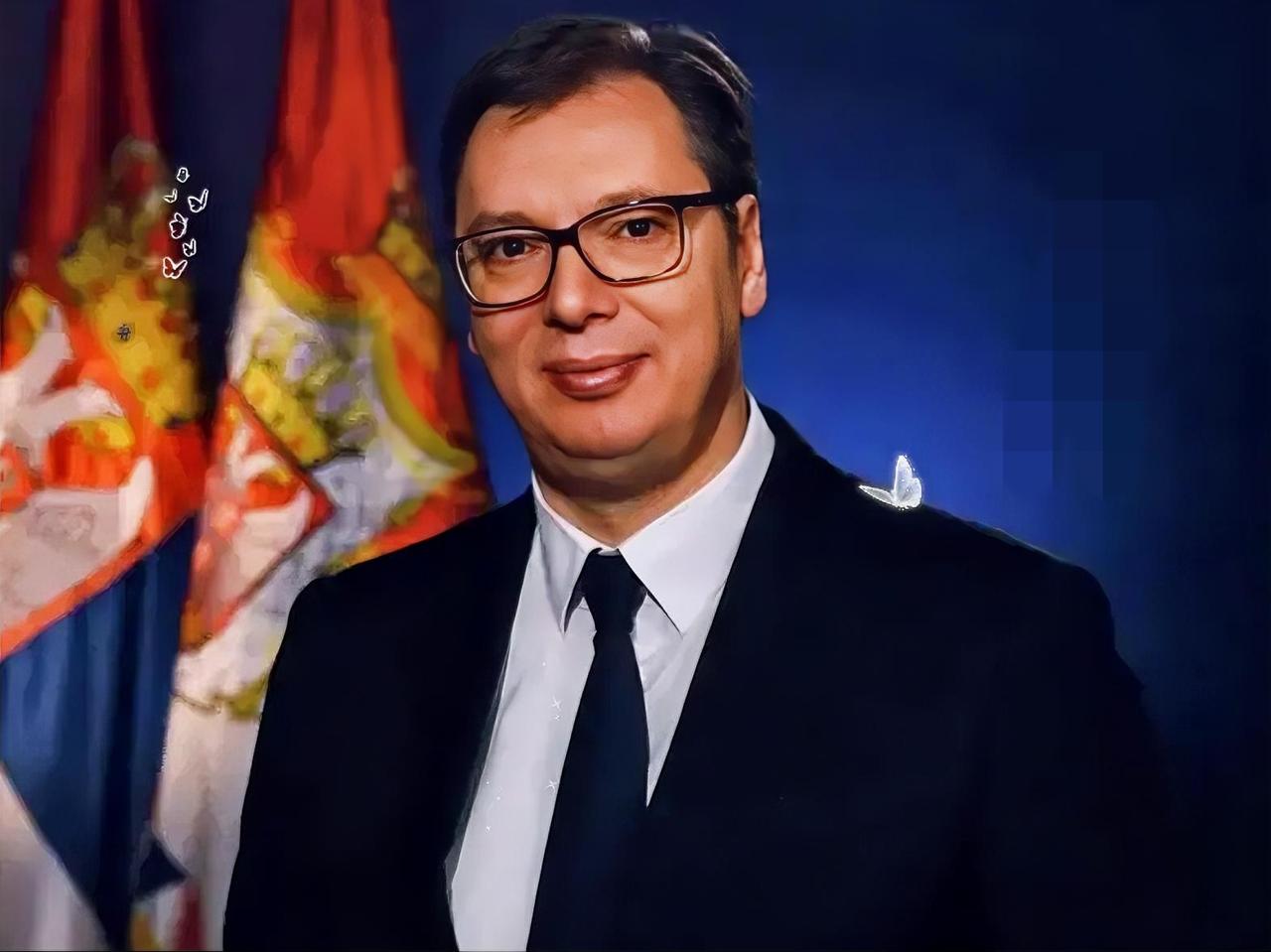 就在刚刚塞尔维亚宣布了10月12日，塞尔维亚总统武契奇宣布：我不会把俄