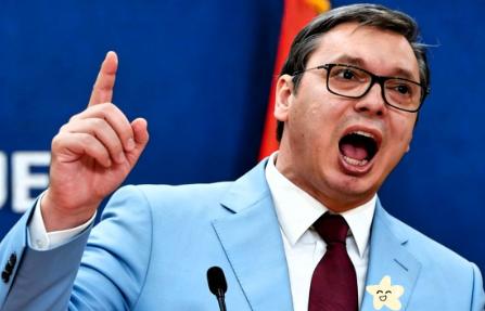 这塞尔维亚武契奇算是把天捅了个大窟窿，武契奇这一嗓子，真是在国际上炸了个雷。指着