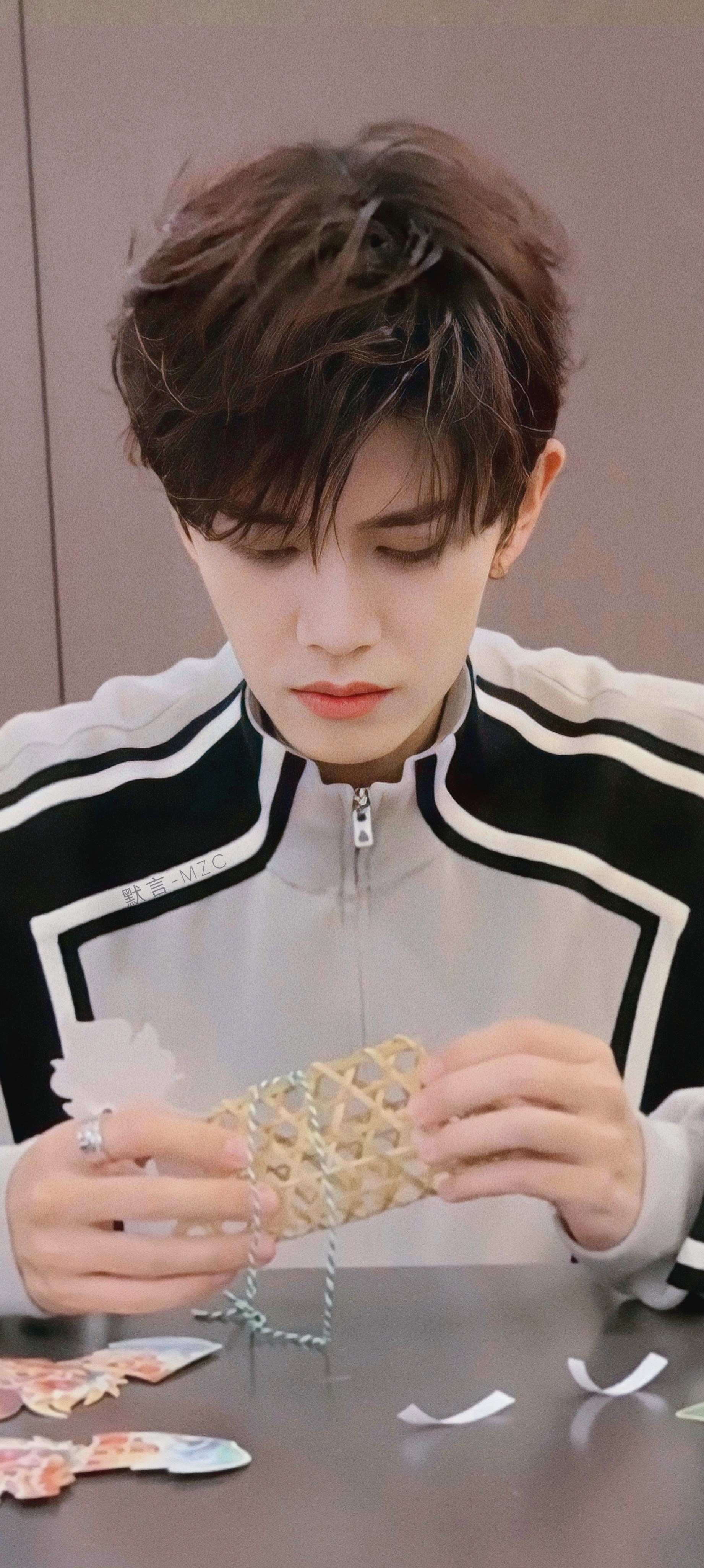 任嘉伦风与潮缺阅读，看到的点点，谢谢～🩵💛💛💛💛💛💛💛💛?