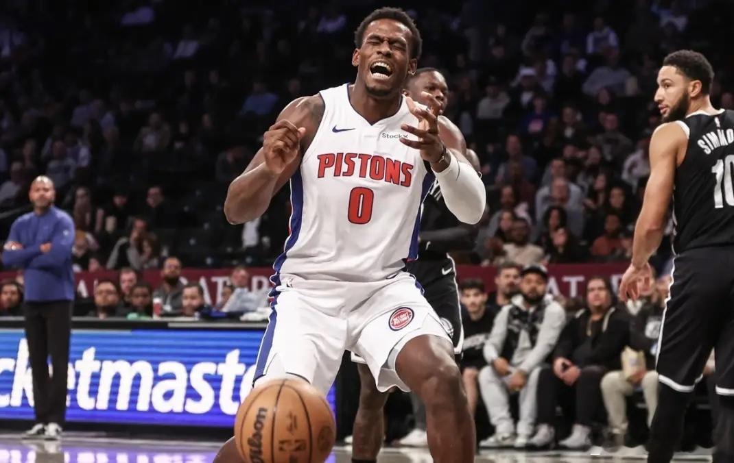 这是培养了一个“霍华德”啊！这活塞真的是完全开窍了，经过了多年的摆烂，现在终于是