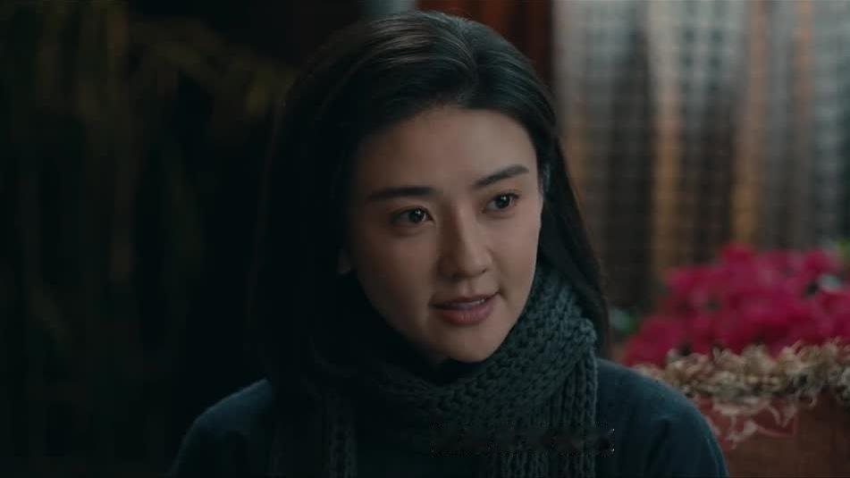 《醒来》里，沈克希并未牺牲，杨小仙也没有被杀，金宝同样侥幸逃过一劫。在剧集最