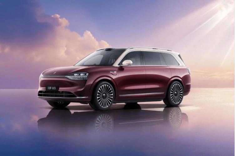 历史销量里程碑‌上市初期表现‌：问界M9于2023年12月26日正式发布，‌上