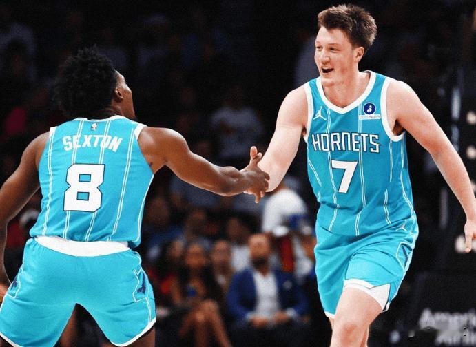 NBA又出三分神射手啦！黄蜂4号秀康-克尼佩尔简直逆天。10月29日黄蜂和热