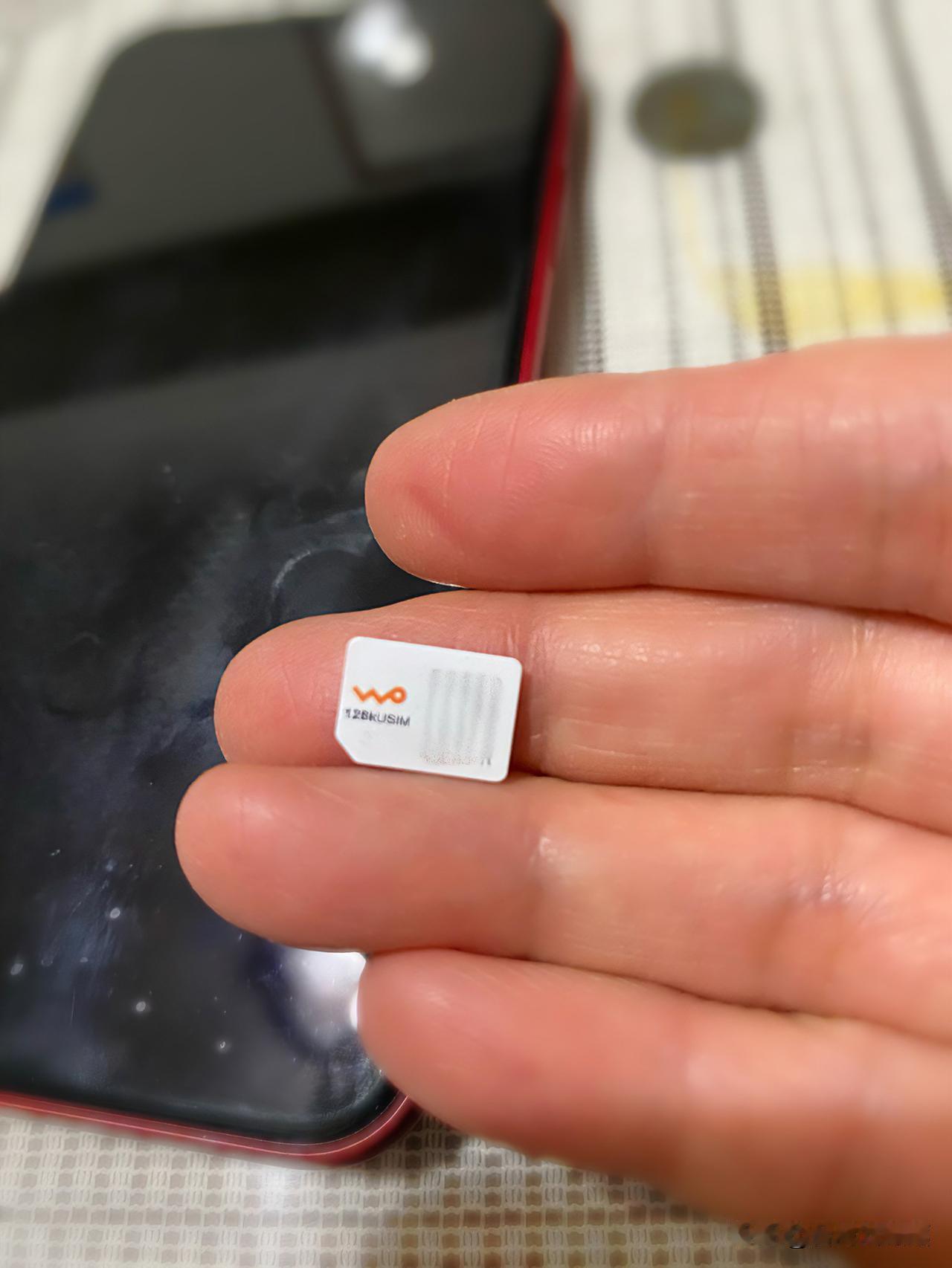 我其实没想到，回到台湾要把大陆的漫游手机卡降为4G。主要是我在台湾要处理一些事