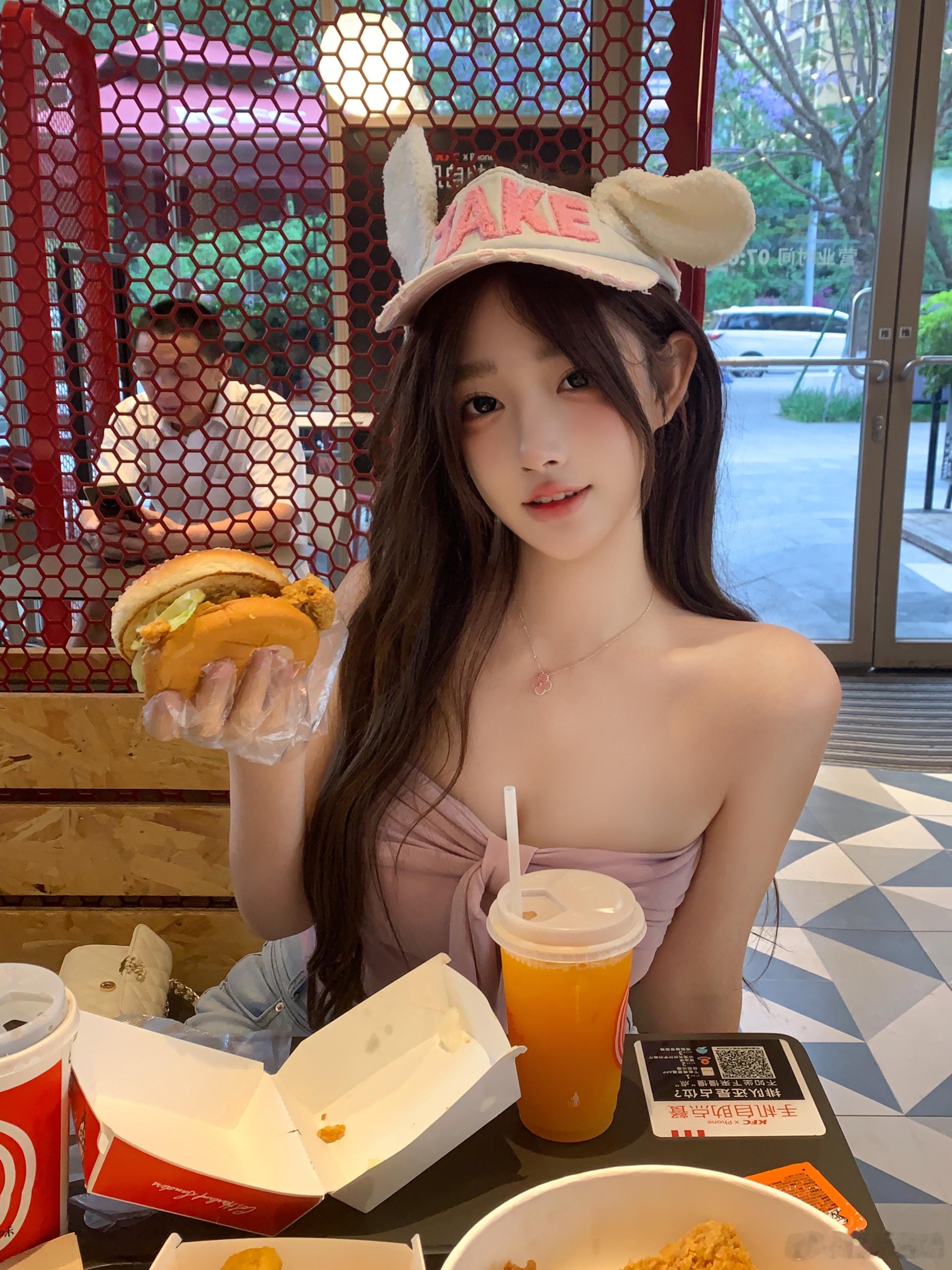 好无聊随机挑一个人请我吃肯德基​​​