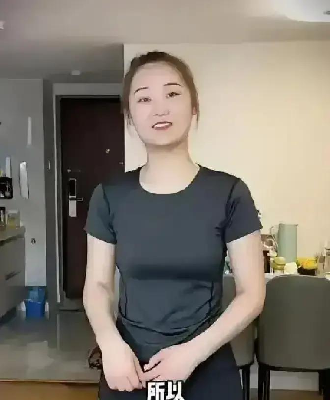 看到蝉妈妈这组数据，多少有点讽刺。陈亚楠，那个背着“忘恩负义”骂名的前儿媳