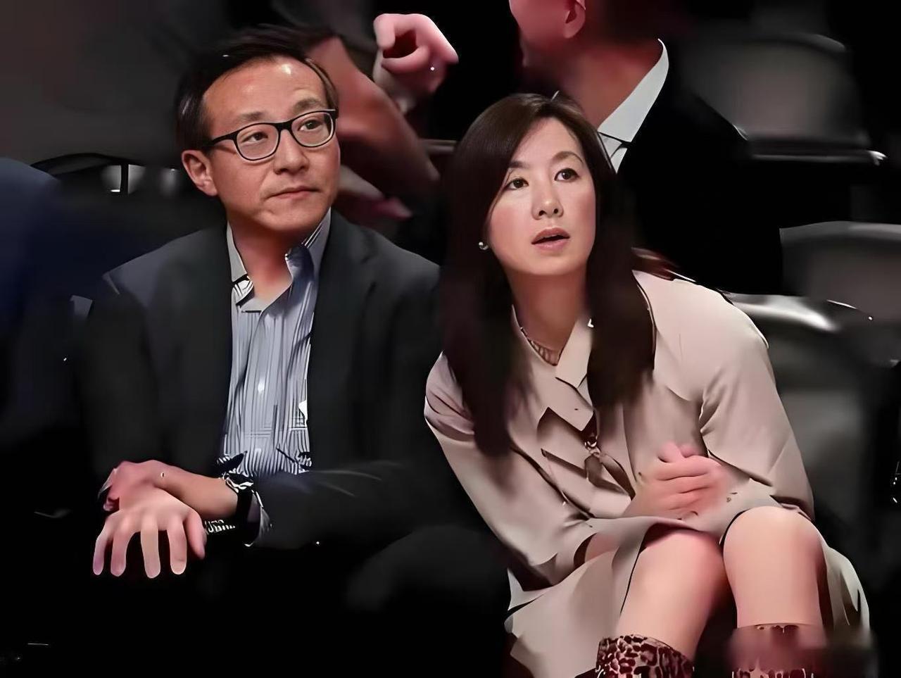 蔡崇信官宣离婚，30年婚姻说散就散，但百亿商业帝国却纹丝不动。很多人知道蔡崇信
