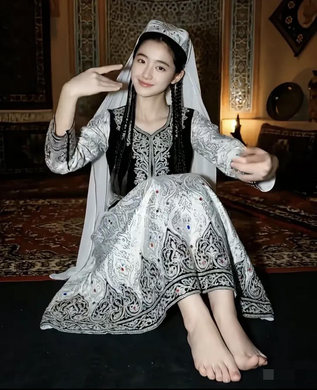 新疆女孩，不仅人美脚丫子也好看